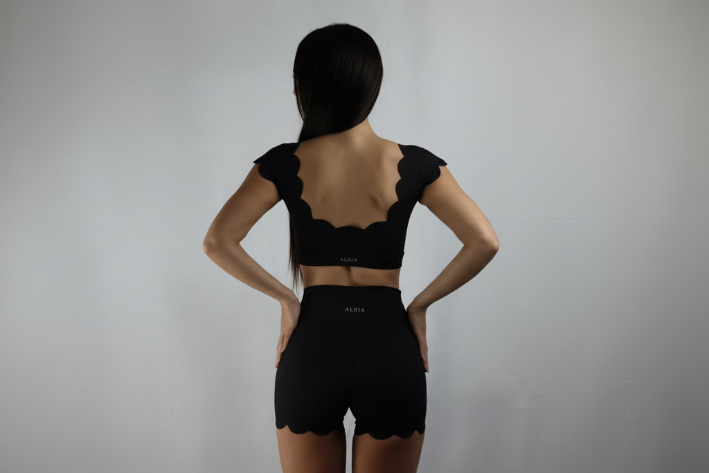 ALEIA Luna Scallop Short