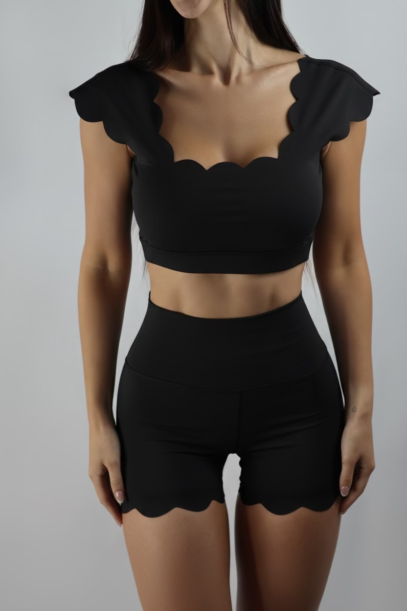 ALEIA Luna Scallop Short