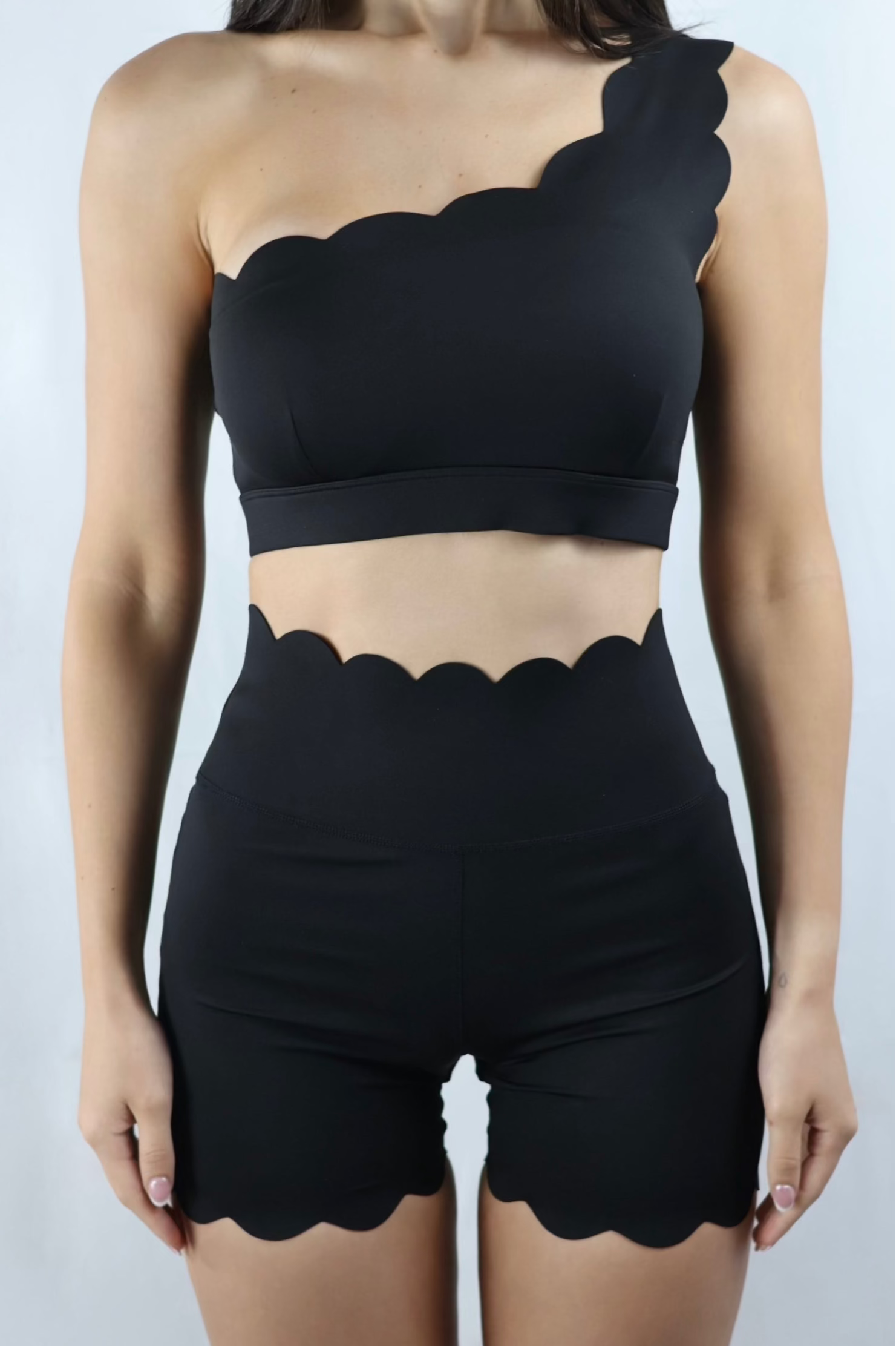 ALEIA Scallop Shorts