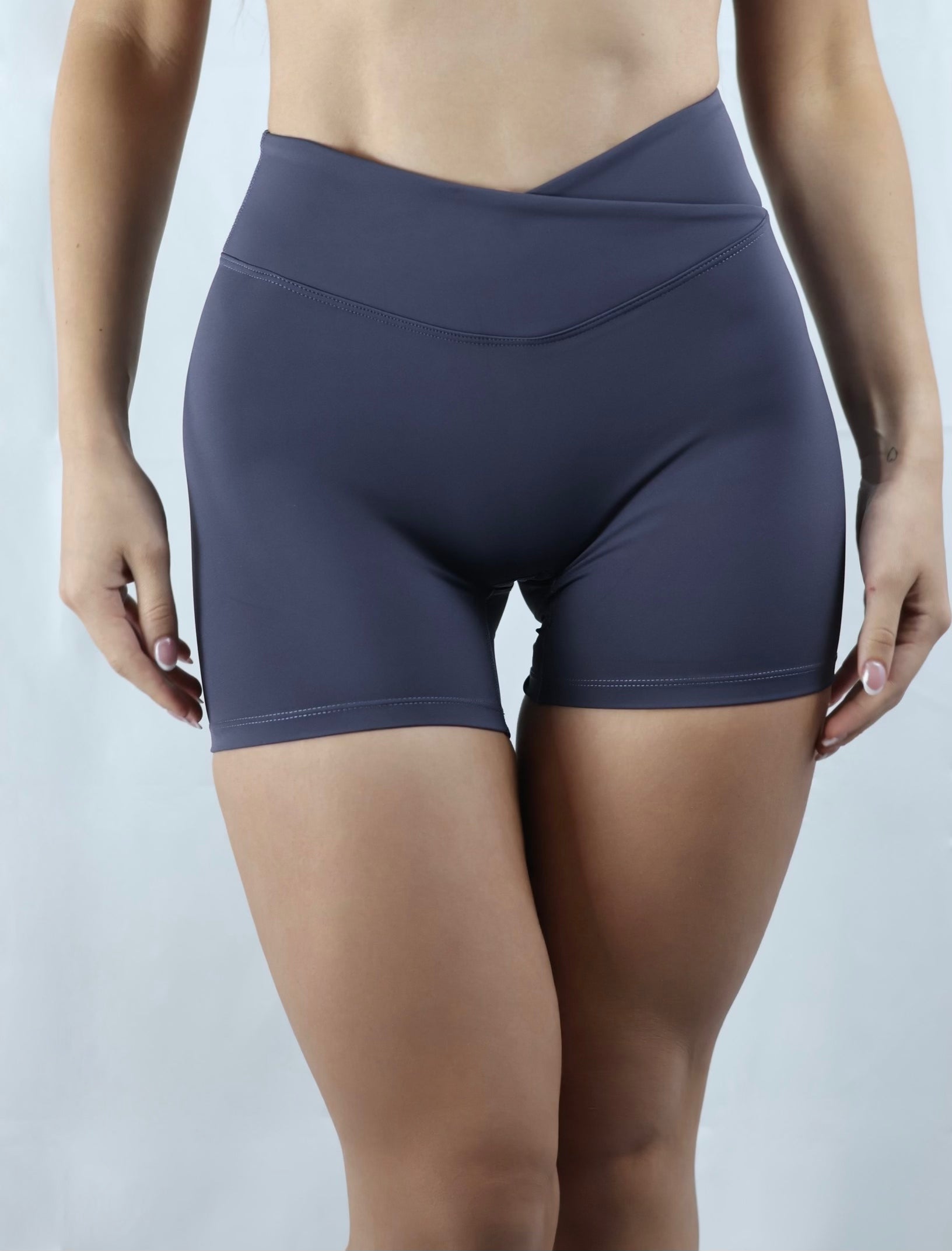 ALEIA Curve Shorts