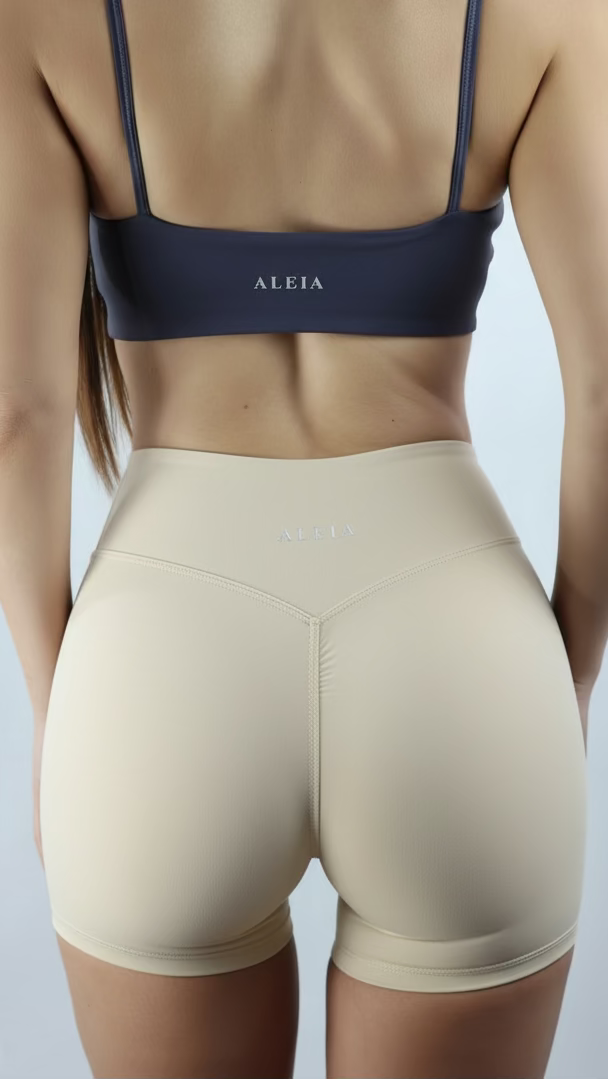 ALEIA Curve Shorts